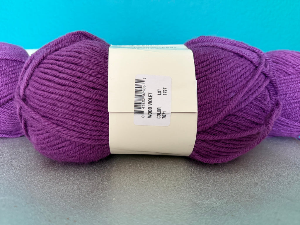 Universal Classic Worsted - Wood Violet