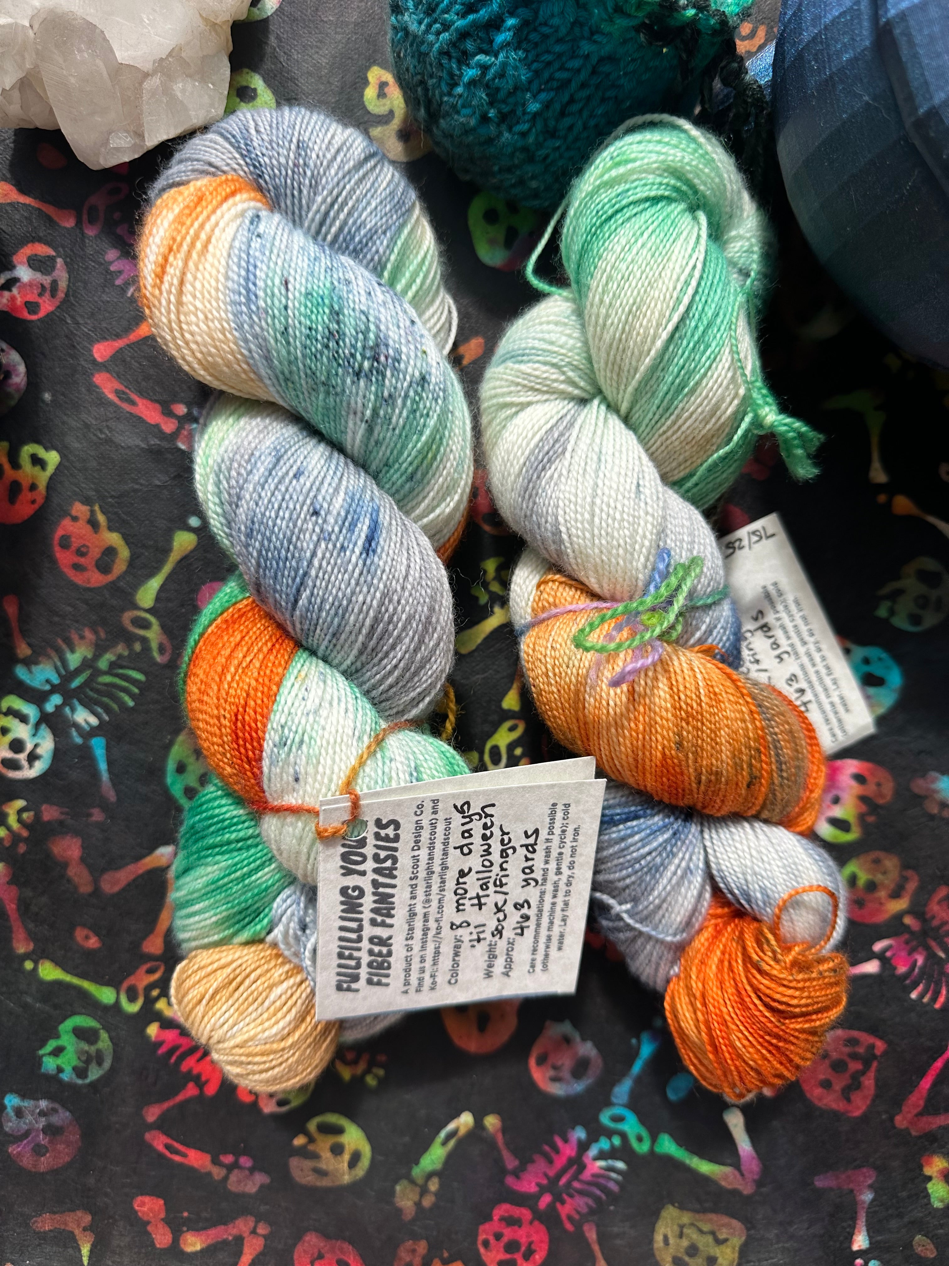 8 More Days til Halloween - Sock