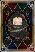 Yarn Minion - Queen of Cards